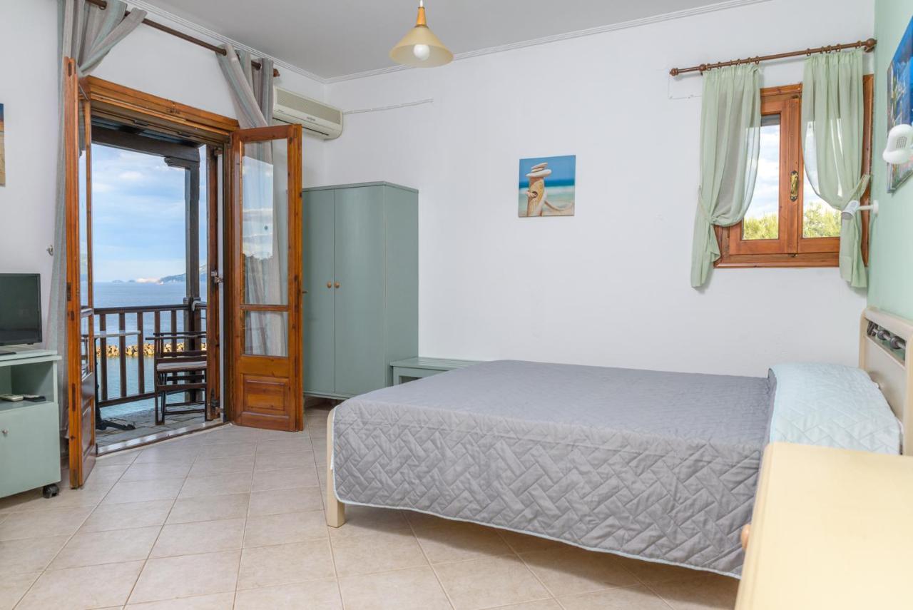 Studios Avra Agios Georgios  Екстер'єр фото