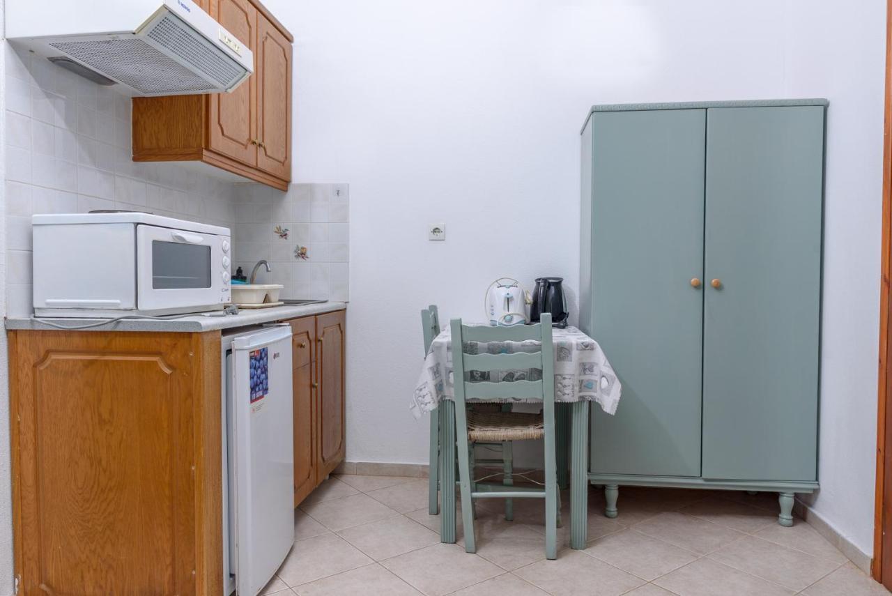 Studios Avra Agios Georgios  Екстер'єр фото