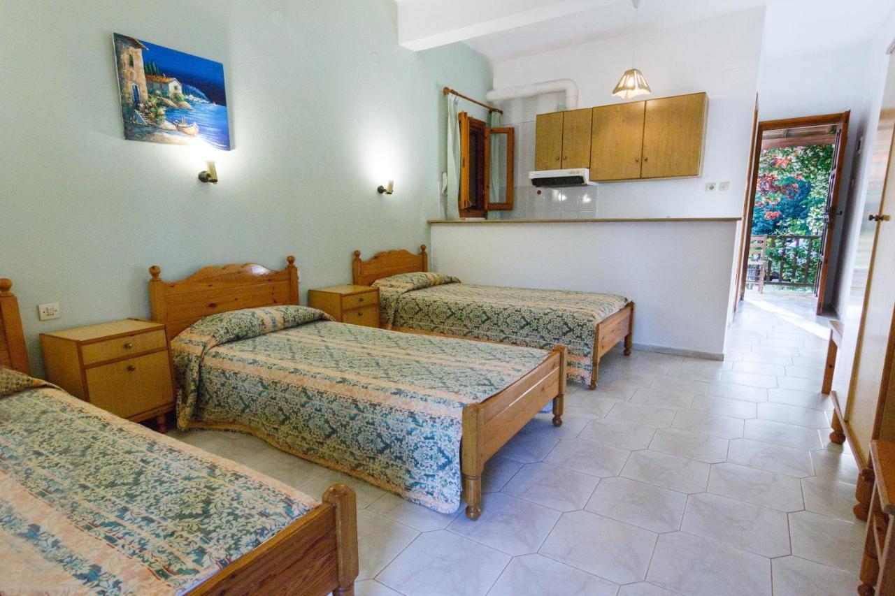 Studios Avra Agios Georgios  Екстер'єр фото