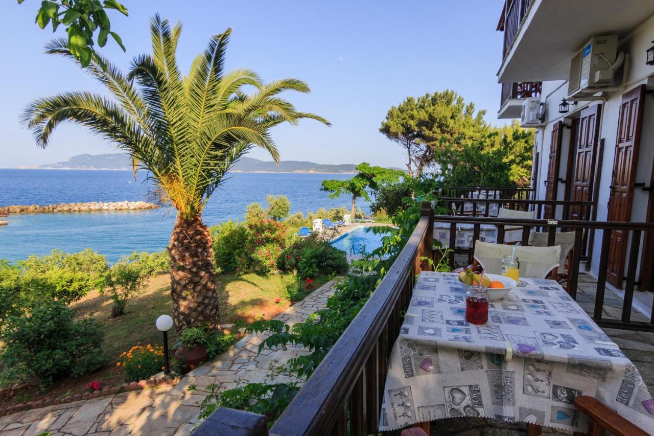 Studios Avra Agios Georgios  Екстер'єр фото