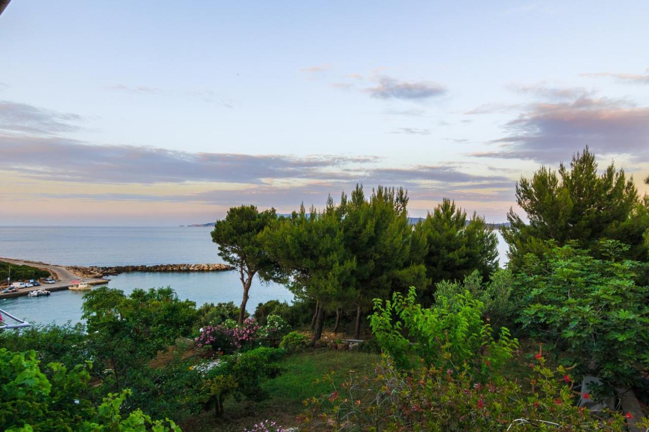 Studios Avra Agios Georgios  Екстер'єр фото